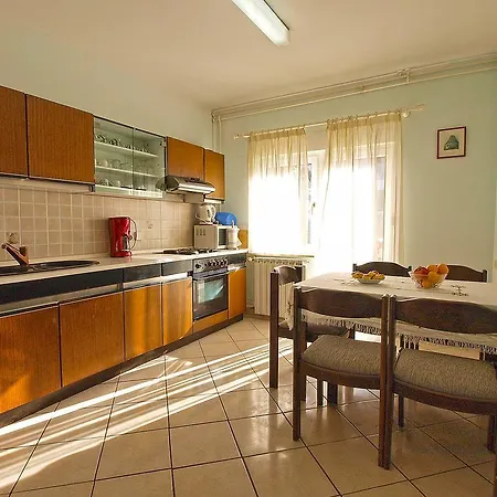 Appartamento 926 *
