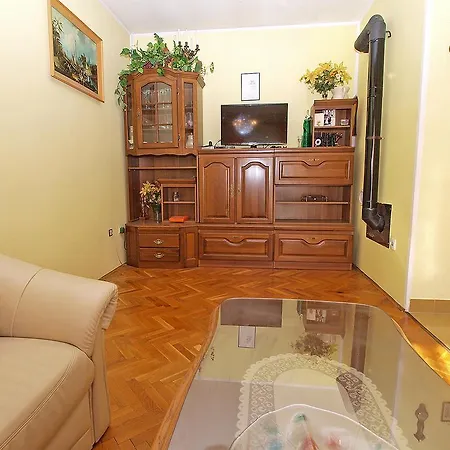 Apartment 926
