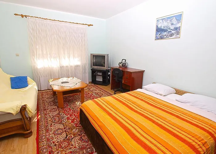 926 아파트 풀라